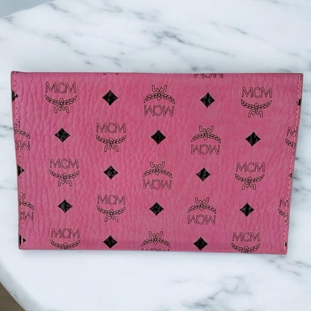 NEW w/Box MCM VIP Clutch or Crossbody in Pink  9” x 6” - Picture 4 of 13